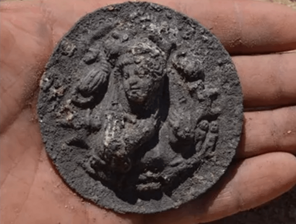 Great Discoveries: Ancient Silver Medallion Found in Russia – WorthPoint